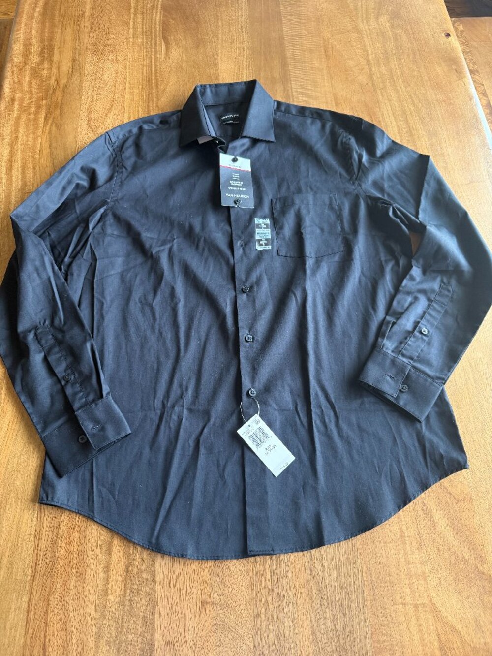 Van Heusen Men's 16 34/35 L  Black Shirt NWT